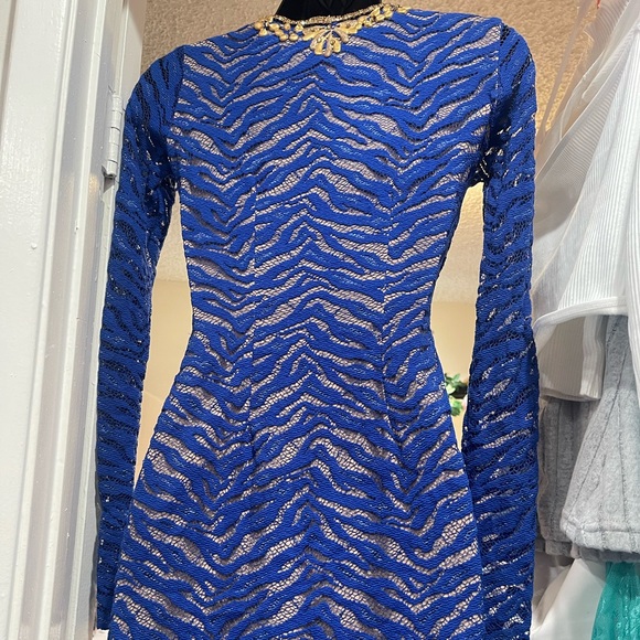 Baccio Gold designer Dress with Swarovski’s and paint - Picture 4 of 14